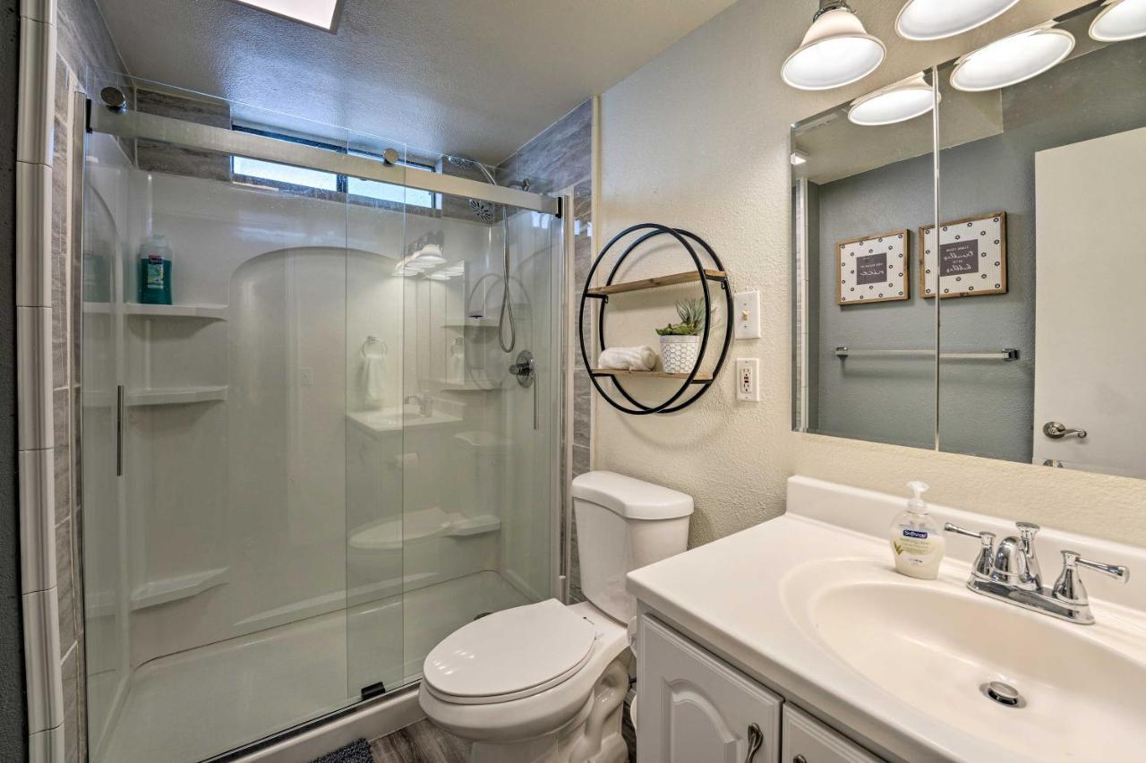 Updated Family Home - 2 Blocks To Colorado River! بولهيد سيتي المظهر الخارجي الصورة